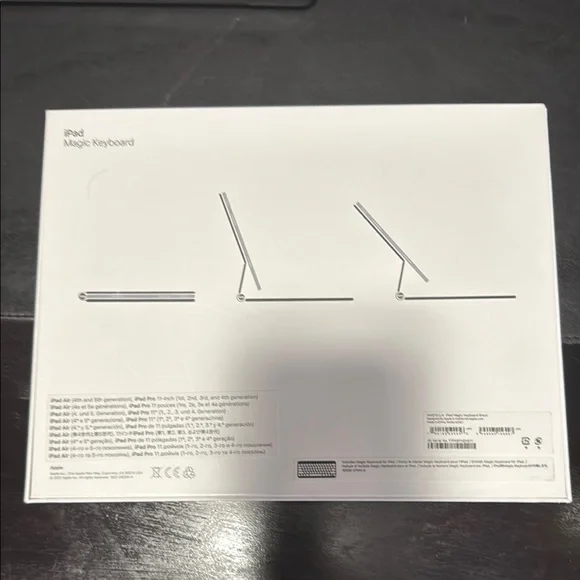 Apple iPad Magic Keyboard in Elegant Gray